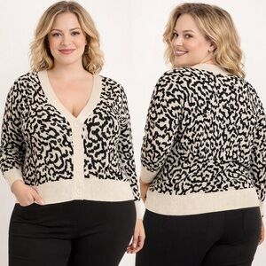 T Tahari NWT Zebra Ivory Black Jacquard V Neck Cardigan Women’s Plus Size 2X